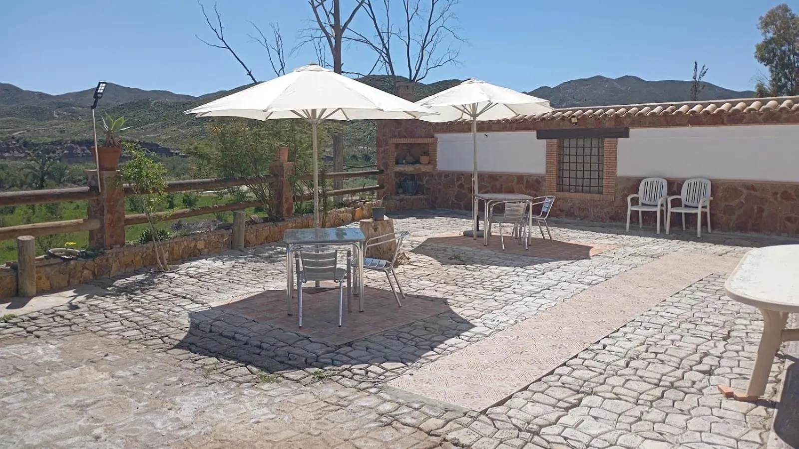 Cortijo Rural Molino El Tarahal Con Piscina Y Zonas Compartidas España
